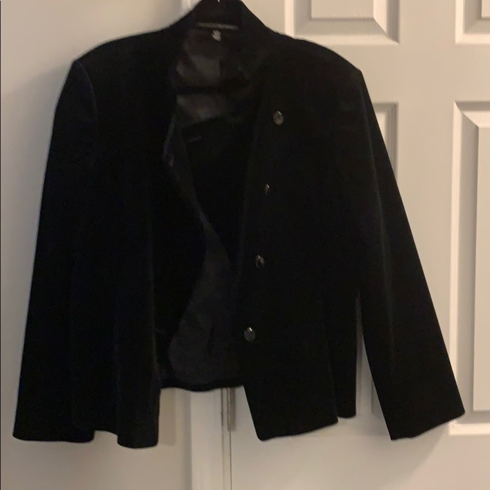 New black velvet versatile jacket